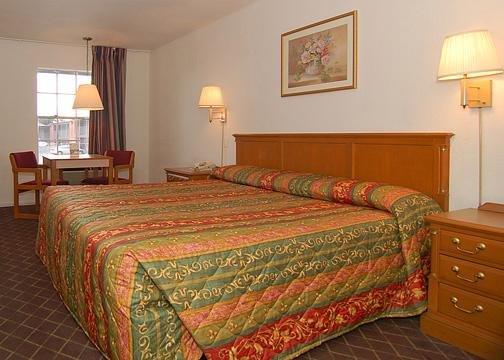 Econo Lodge Huntsville- University Area ภายนอก รูปภาพ
