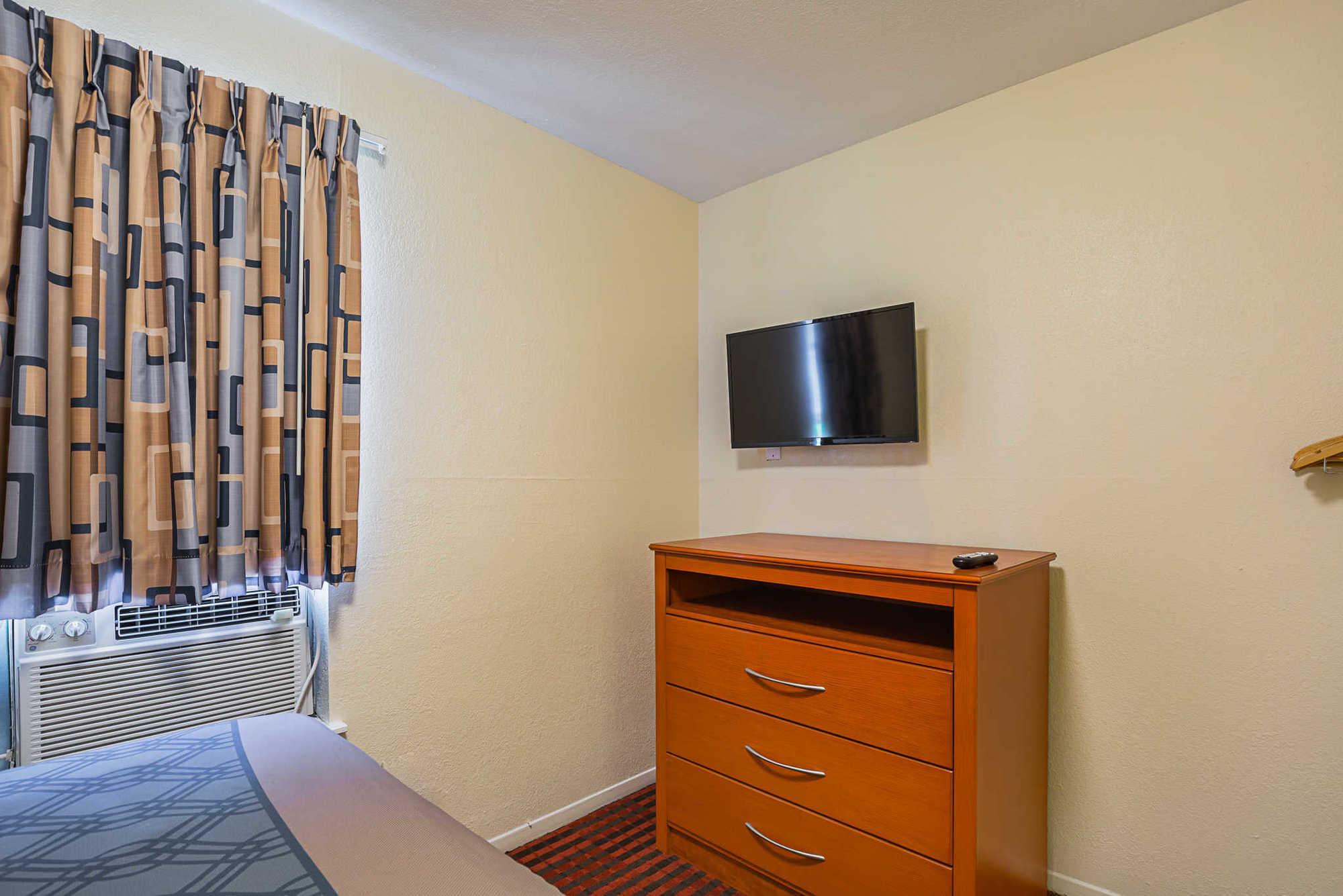 Econo Lodge Huntsville- University Area ห้อง รูปภาพ